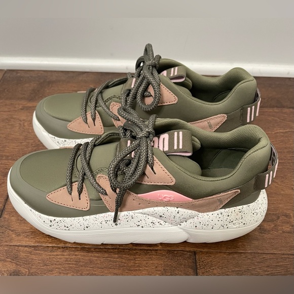 Ugg Olive Green and Pink La Cloud Lace Confetti Women Fashion Sneakers Size 9.5 - Picture 3 of 11